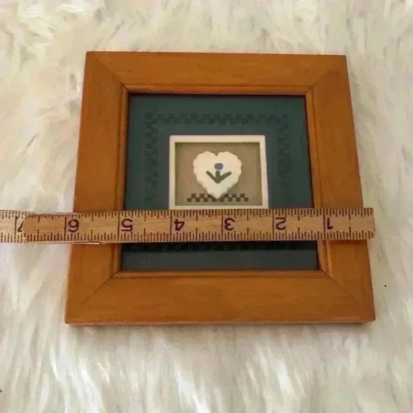 VTG Primitive Wooden Frame with Quote "Love one another for love is God" 6"x6" - Picture 4 of 4